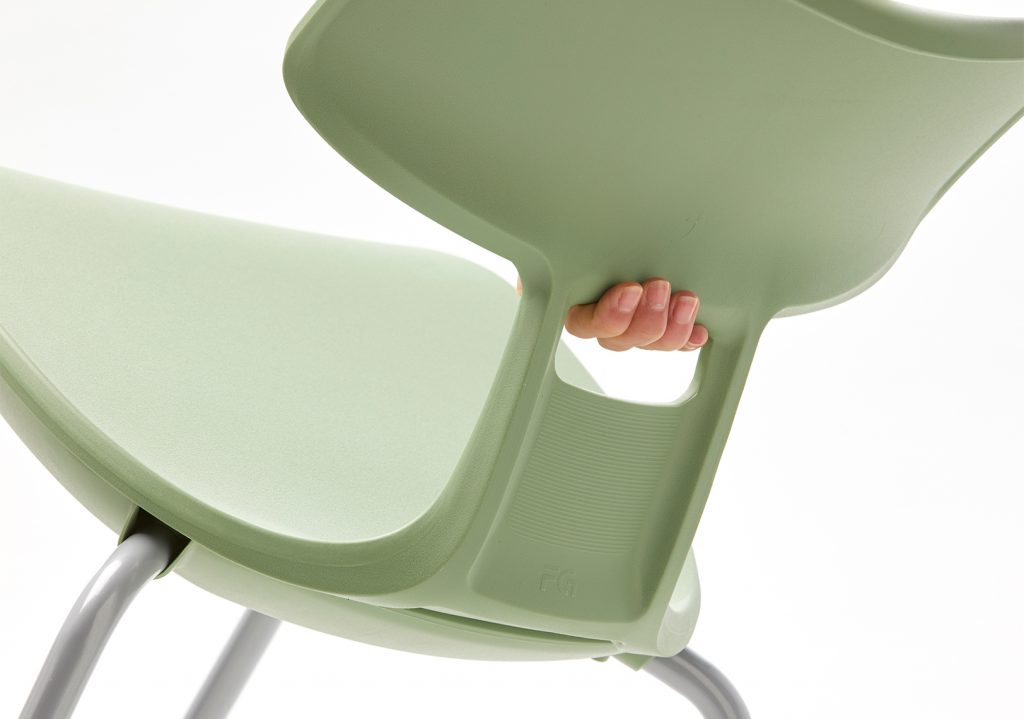 Timeless chair for active learning